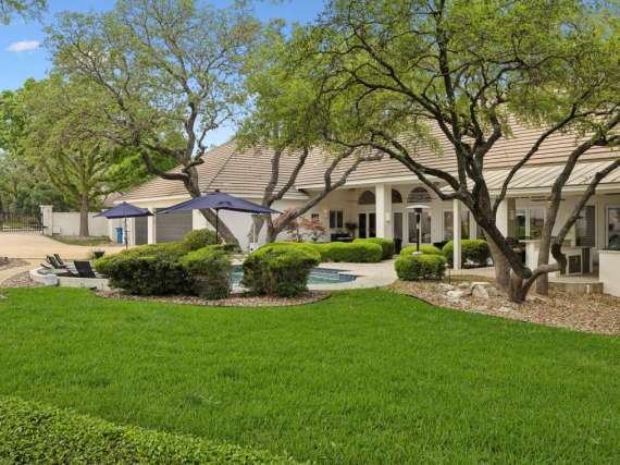 122 Cinnamon Oak